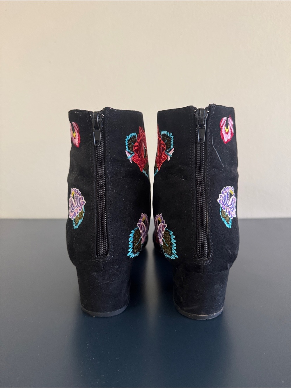 Betsey Johnson Black Ankle Boots with Multicolor Floral Embroidery - Picture 3 of 8